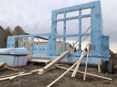 Framing Stage - Wall Installation With DOW 1%22 Foam Board And Sheathing 3.